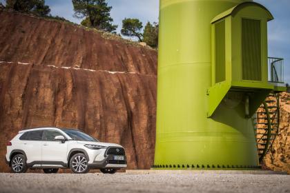 Test: Toyota Corolla Cross 2.0 Hybrid AWD 196Ps